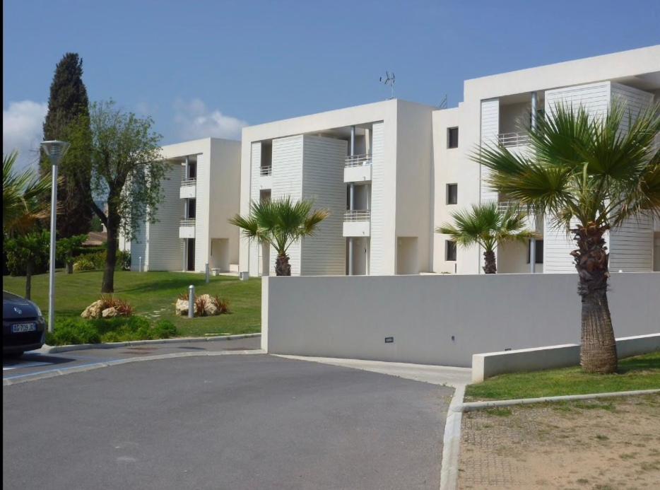 Luxury 3 Piece Garden Apartment In Cannes Marina Mandelieu La Napoule Luaran gambar